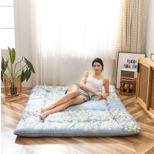 MAXYOYO Little Floal Japanese Futon Floor Mattress, Bed Mattress Topper Portable Thick Sleeping Pad Floor Bed Roll Up Camping Mattress Folding Couch Bed Mattress Pad for Guest Room, Queen Size