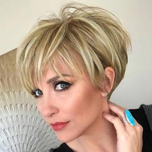 PHOCAS Short Blonde Wigs Natural Straight Pixie Cut Wigs Layered Synthetic Hair Short Wig for Women (Blonde Mixed Brown) (B-Blonde Mixed Brown)