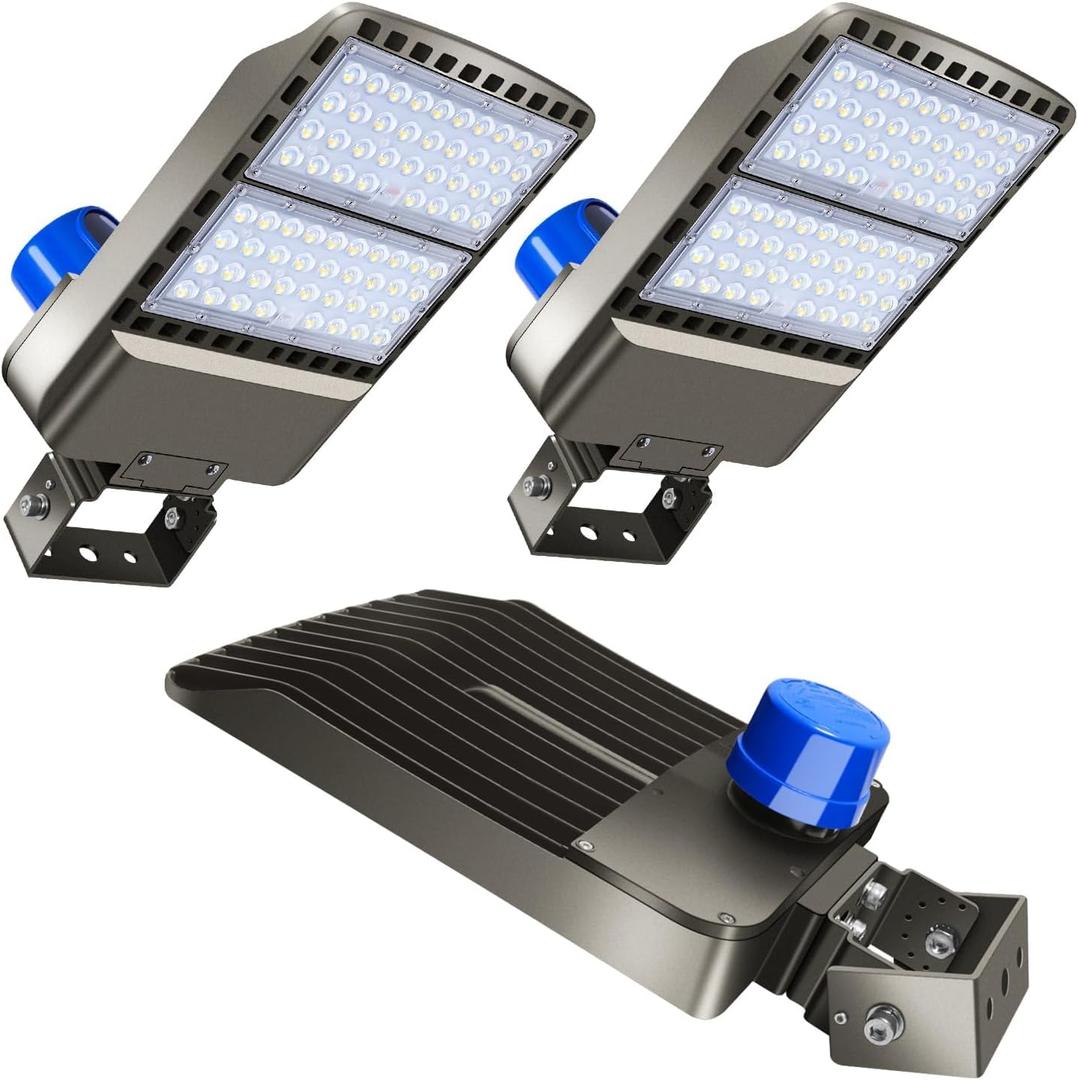 200W LED Parking Lot Light Outdoor,28000LM Bright Dusk to Dawn Floodlights Trunnion Yoke Wall Mount 5500K IP65 Waterproof Commercial Shoebox Barn Security Yard,Garage,Street Light 3 Pack