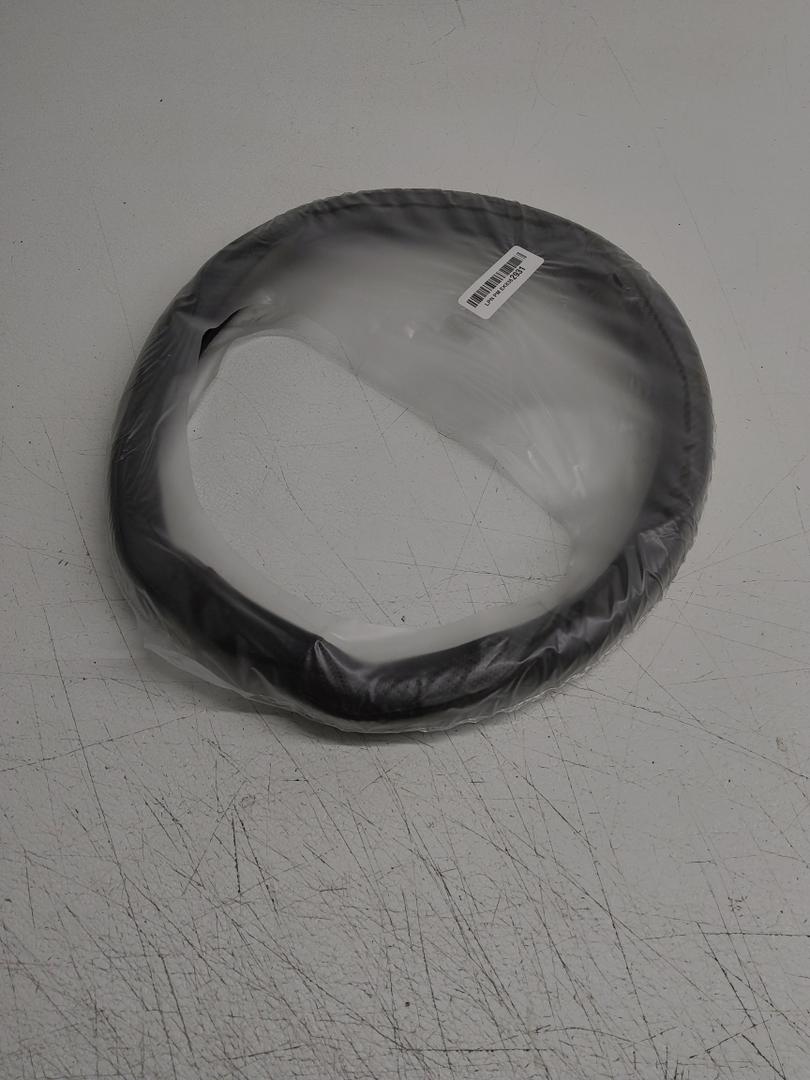Steering Wheel Cover Carbon Fiber & Microfiber Suede Anti-Slip Car Steering Wheel Protector Breathable Sweat Absorbent Sport for Diameter 15 inch(BlackO)