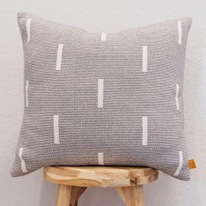 100% Cotton Knitted Soft Modern Geometric Dash Lines Throw Pillow Cover (Black & Cream, 20" x 20")