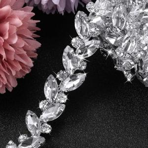 BBTO Rhinestone Chain Trim Applique Embellishment Crystal Wedding Bridal Costume Flower Leaf Chain Sewing Bling Trim for Jewelry DIY Necklace Bags Parties(3 Yards,Silver)