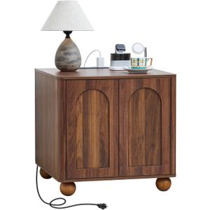Bed Side Table with Charging Station, Mid Century Modern Nightstand with 2 Doors, Square End Table with Storage for Couch, Living Room, Small Spaces, Sofa Side Table for Office, Dorm, Walnut