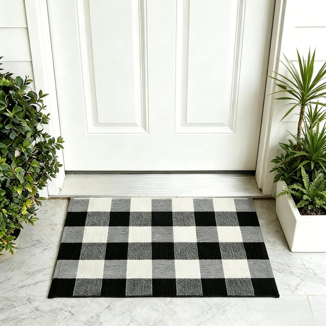 SEEKSEE Buffalo Plaid Outdoor Rug 2' x 3' Black and White Front Door Mat, Layering Rug for Porch, Washable Doormat, Cotton Area Rug for Outdoor Entrance Entryway Patio Porch Decor