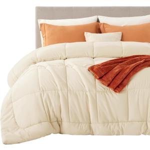 Bedsure Comforter Duvet Insert - Quilted Comforters King Size, All Season Duvet, GentleSoft Down Alternative Bedding, with 8 Tabs, Gifts for Women/Men, Cream,King 90 x 102 Inches