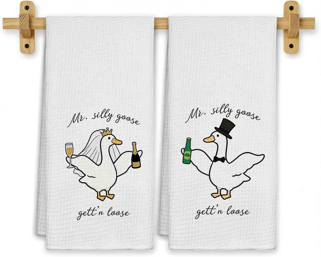 2 x Funny Goose Kitchen Towels, Bachelorette Party Gifts Dish Tea Towels for Kitchen Decor, Engagement Newly Engaged Gifts for Couples Decorative Hand Towel for Bathroom, 16x24 Inch Set of 2