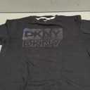 DKNY Boys' Graphic Tee - Soft and Breathable Classic Crewneck Short Sleeve Pullover T-Shirt for Boys (Size: XL)