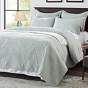 Anluoer Quilt Queen Size Bedding Set-Sage Green Embossed, Bedspreads-Lightweight Summer Soft Microfiber Bedspread, Bed Coverlet for All Seasons (1 Quilt, 2 Pillow Shams)