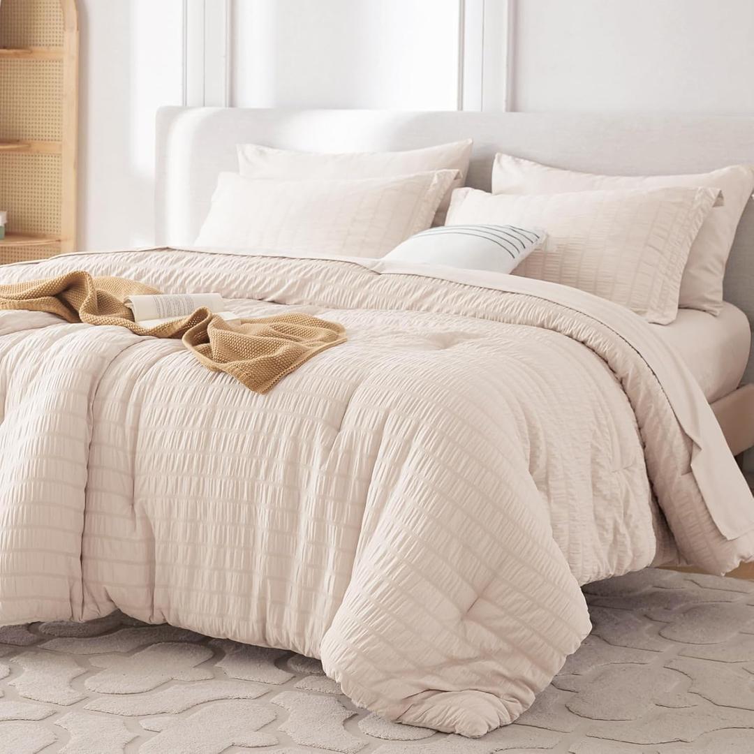 MUXHOMO 7 Pieces King Comforter Set, Seersucker Bed in a Bag King Size, All Season Luxury Bedding Set with Comforter, Flat Sheet, Fitted Sheet, Pillowcases & Shams, Beige (King (104"x90"))