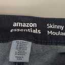 Amazon Essentials Women's Mid-Rise Stretchy Skinny Jeans, 
2 Short