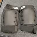 Bell Black Pad Set, Size: Adult