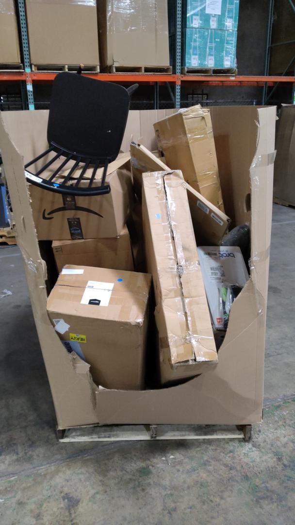 Pallet of Salvage Items