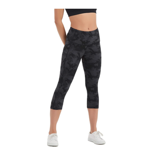 Women's Capri Yoga Pants with Pockets Essential High Waisted Legging for Workout Cycling Leggings XXL, Black Camo