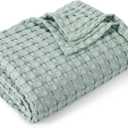 Bedsure Cooling Cotton Waffle Twin XL Blanket - Lightweight Breathable Blanket of Rayon Derived from Bamboo for Hot Sleepers, Luxury Throws for Bed, Couch and Sofa, Sage Green, 66x90 Inches