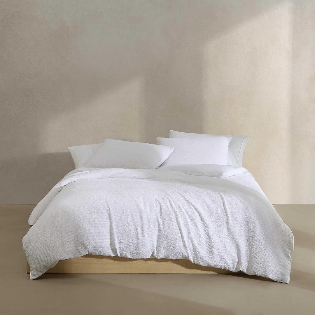 Calvin Klein - Queen Comforter Set, Luxuriously Soft & Breathable Bedding with Matching Shams, Casual Home Decor (Seersucker White, Queen)