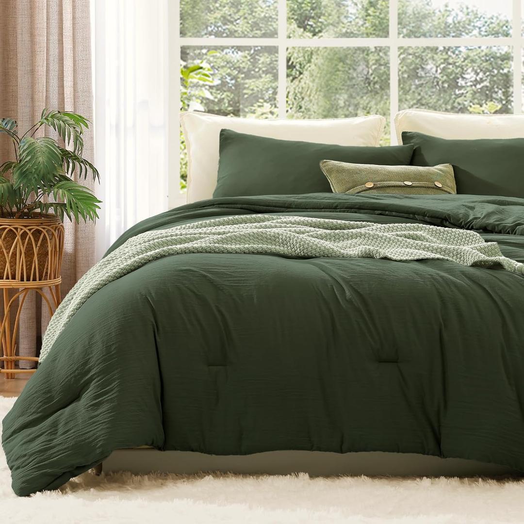 WRENSONGE Queen Comforter Set - 3 Pieces Prewashed Deep Forest Comforter Soft Lightweight for All Seasons, Down Alternative Comforters Queen Size with 2 Pillow Shams