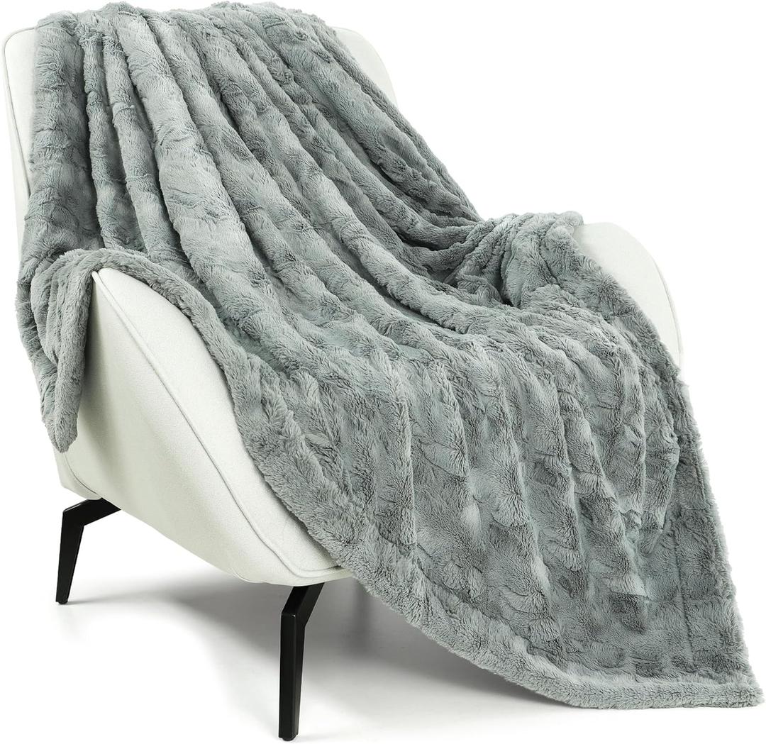 TOONOW Faux Fur Luxury Throw Blanket,Double Side Soft Fluffy Shaggy Fuzzy Blanket for Couch Sofa Bed (Glacier Gray, Throw)