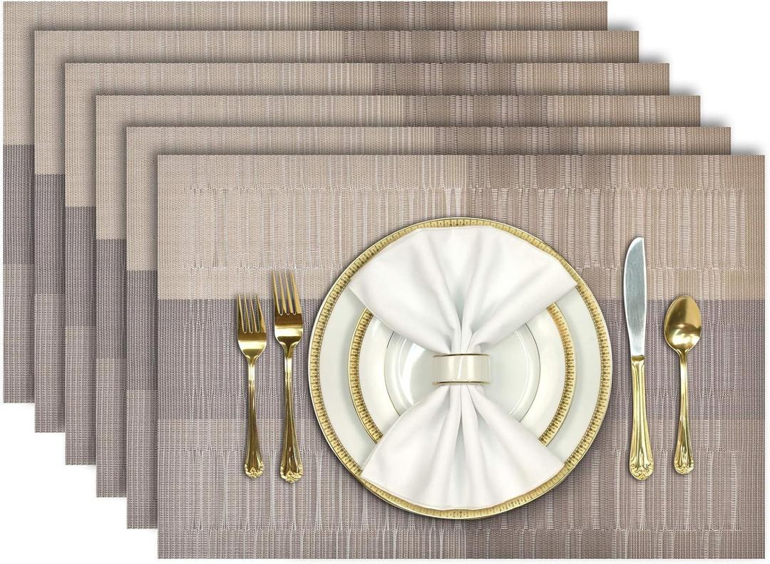 Aofmee Placemats, Placemats Set of 6, Heat Resistant Place Mats, Washable PVC Table Mats, Woven Vinyl Plastic Placemats for Dining Table, Non-Slip Stain Resistant Kitchen Table Placemats Easy to Clean (Gold)