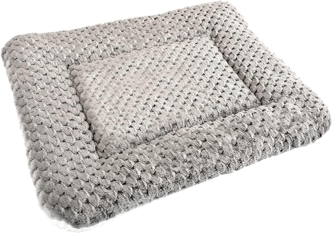 Small Animal Bed Mat, Soft & Warm, Suitable for Guinea Pig, Hamster, Rabbit, Rat and Bearded Dragon (X-Large(13.3''x9.4''), Mesh Grey)