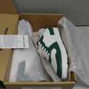 Amazon Essentials Women's Low Top Court Sneakers with Padded Collar