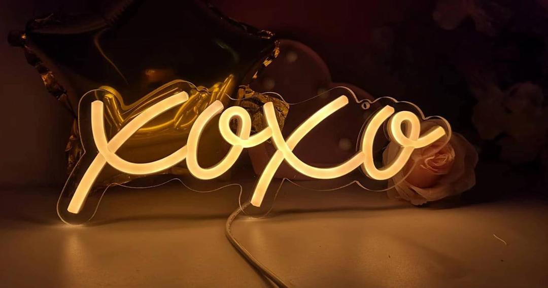 Ulalaza Neon Light Sign LED XOXO Night Lights USB Operated Decorative Marquee Sign Bar Pub Store Club Garage Home Party Decor (TT10233/XOXO warm white)