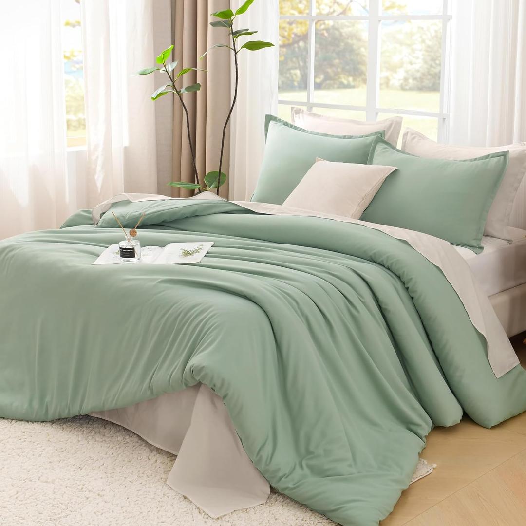 Litanika King Size Comforter Set Sage Green, 3 Pieces Lightweight Solid Comforter King Size, All Season Fluffy Down Alternative Comforter Bed Set Quilt Blanket (King (104"x90"))