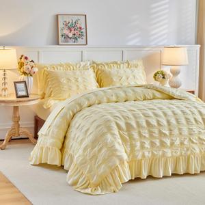 Tititada Yellow Plaid Seersucker Comforter Set with Ruffled Fringe King Size, 3 Pieces Lightweight Soft Fluffy Farmhouse Bedding Set for All Season, King Bed Set with Ruffle Shams (Yellow, King)