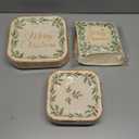 200Pcs Christmas Party Decorations Xmas Holly Leaf Berries Square Plates and Napkins Holly Leaves Paper Plates Tableware Sets for Merry Christmas Winter Holiday BBQ Gathering Party Supplies Serves 50