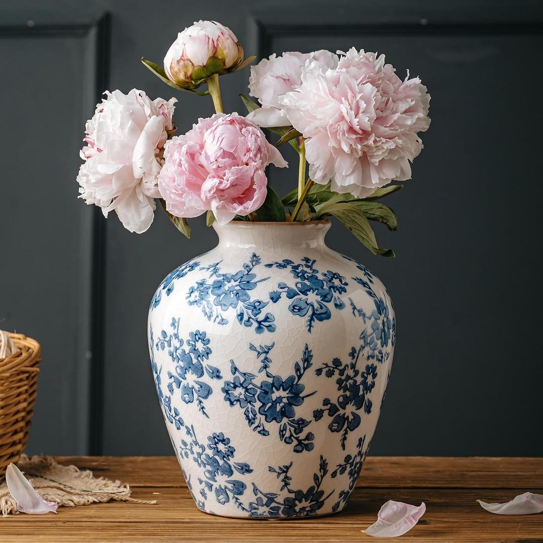 Blue and White Vase, 8 Inch Vintage Chinoiserie Ceramic Vase, Rustic Flower Vases Decorative Antique Vases for Home Decor, Retro Ice Cracked Porcelain Farmhouse Table Centerpieces Decor