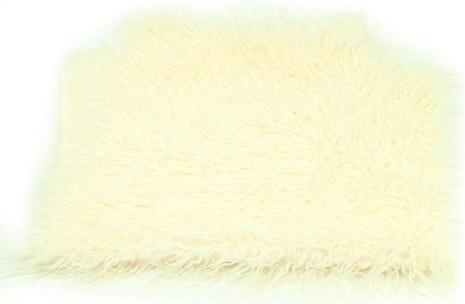 Newborn Photo Props Faux Fur Soft 29.5x19.7 inch Baby Boy Girl Photo Blanket Studio Backdrop Photo Mat White