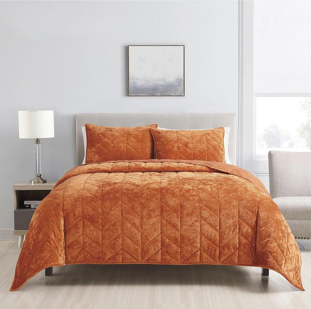 Queen Quilt Bedding Set - Luxury Velvet Summer Quilt Full/Queen- Terracotta Distressed Bedspreads Queen Size - All Season Bedding Coverlets with 2 Pillow Shams (90x92 Inches)