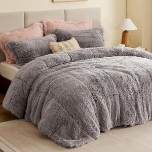 Intelligent Design Malea Shaggy Comforter Set, Long Faux Fur Cozy Down Alternative, Modern Casual Ultra Soft All Season Fluffy Bedding with Matching Sham, King/Cal King, Grey 3 Piece
