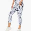 Custer's Night Women's High Waisted Yoga Capris with Pockets Tummy Control Workout Sports Running Capri Leggings, L/XL, Marble Texture
