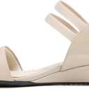 LifeStride Women's Yolo Wedge Sandal (6.5, Tender Taupe)
