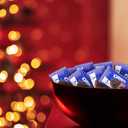 2 x OREO Red and Green Festive Colored Creme Chocolate Sandwich Cookies, Limited Edition Holiday Cookies, 14 Snack Packs (1 Per Pack) (7.14 OZ)