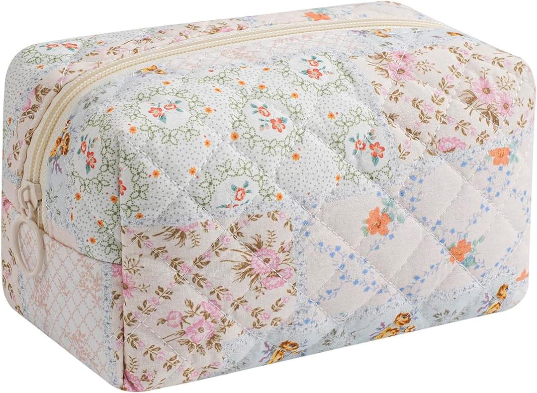 RSRSLEII Small Quilted Cotton Makeup Bag, Aesthetic Cosmetic Bag, Cute Floral Makeup Pouch, Kawaii Trendy Preppy Travel Toiletry Bag for Women and Girls (06 Mixed Flowers)