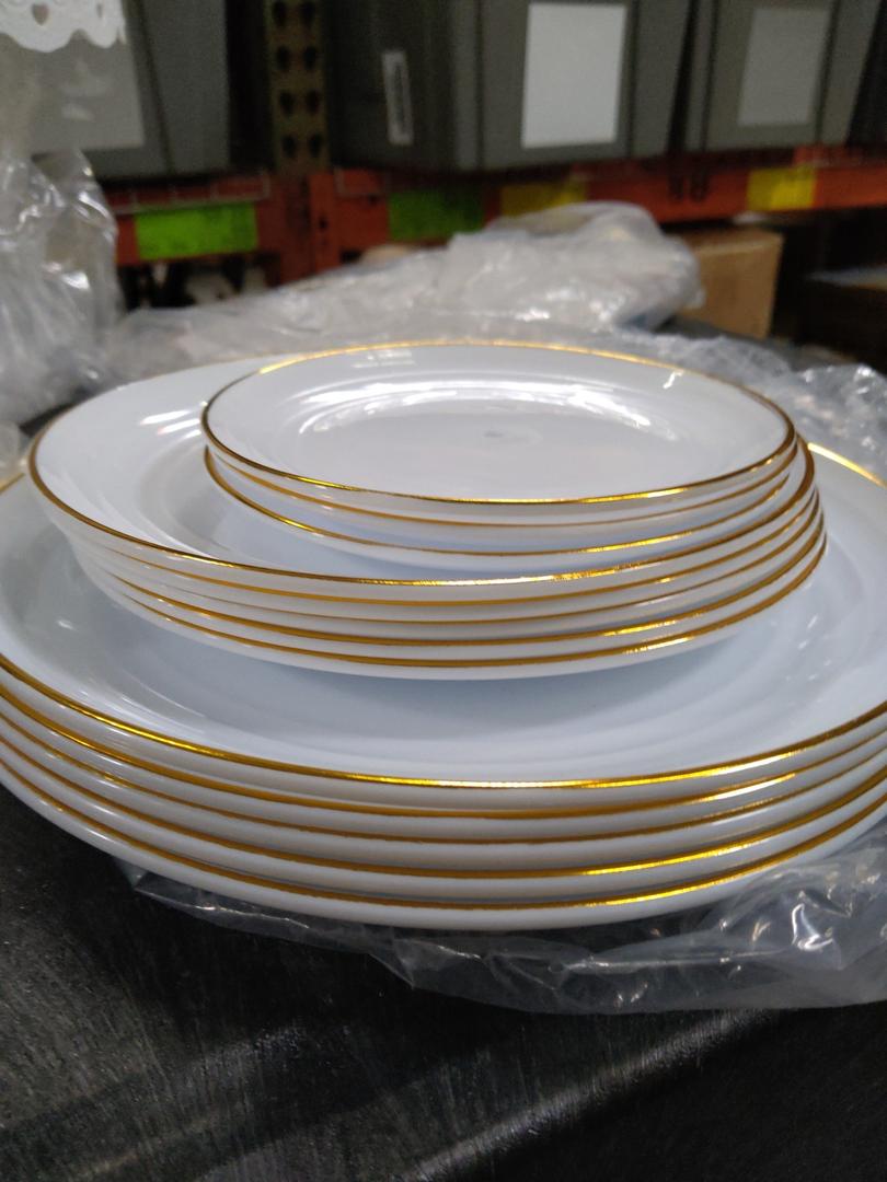 White Plastic Plates With Gold Trim