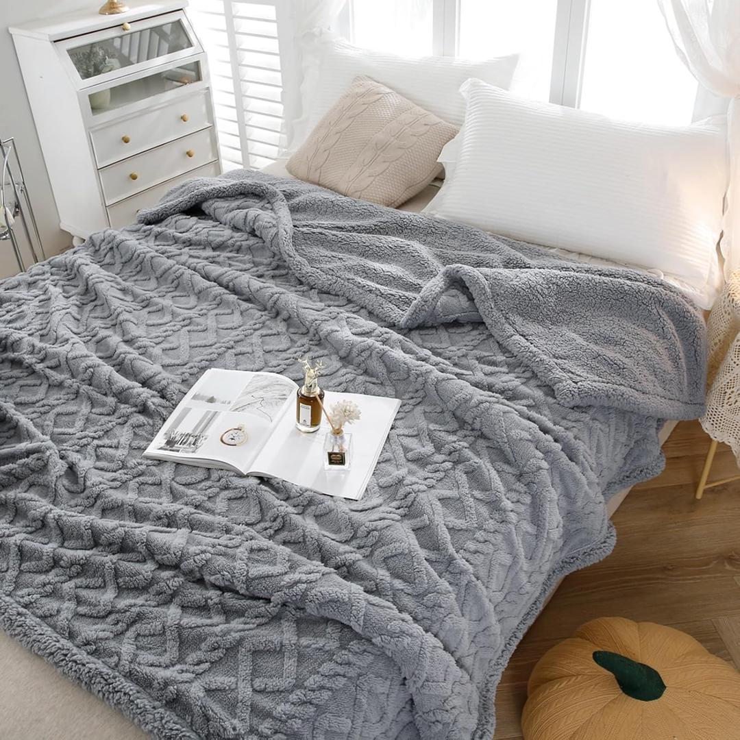 PU MEI Sherpa Throw Blanket for Couch Sofa 90*80- Fleece Tufted Fuzzy Soft Cozy Blanket for Bed, Thick Warm Blanket for All Seasons, (Dusty Blue, 80"*90")