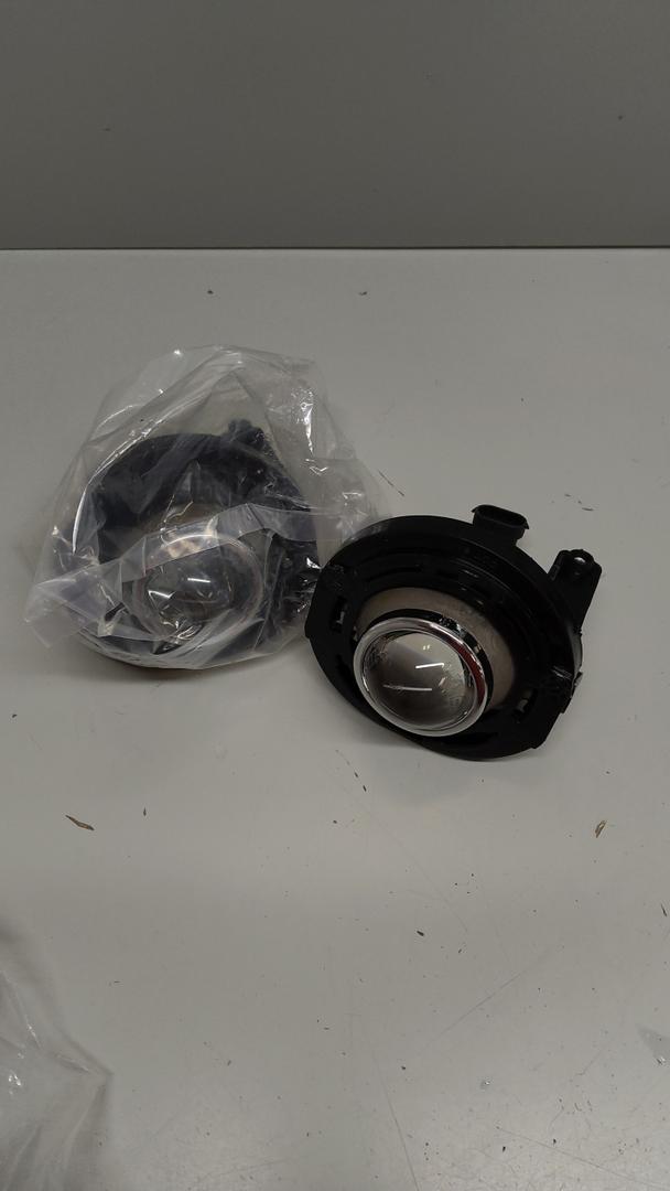 car fog lights 2pcs Fog Light Front Driving Bumper Lamps 5182021AB For Compass 2014