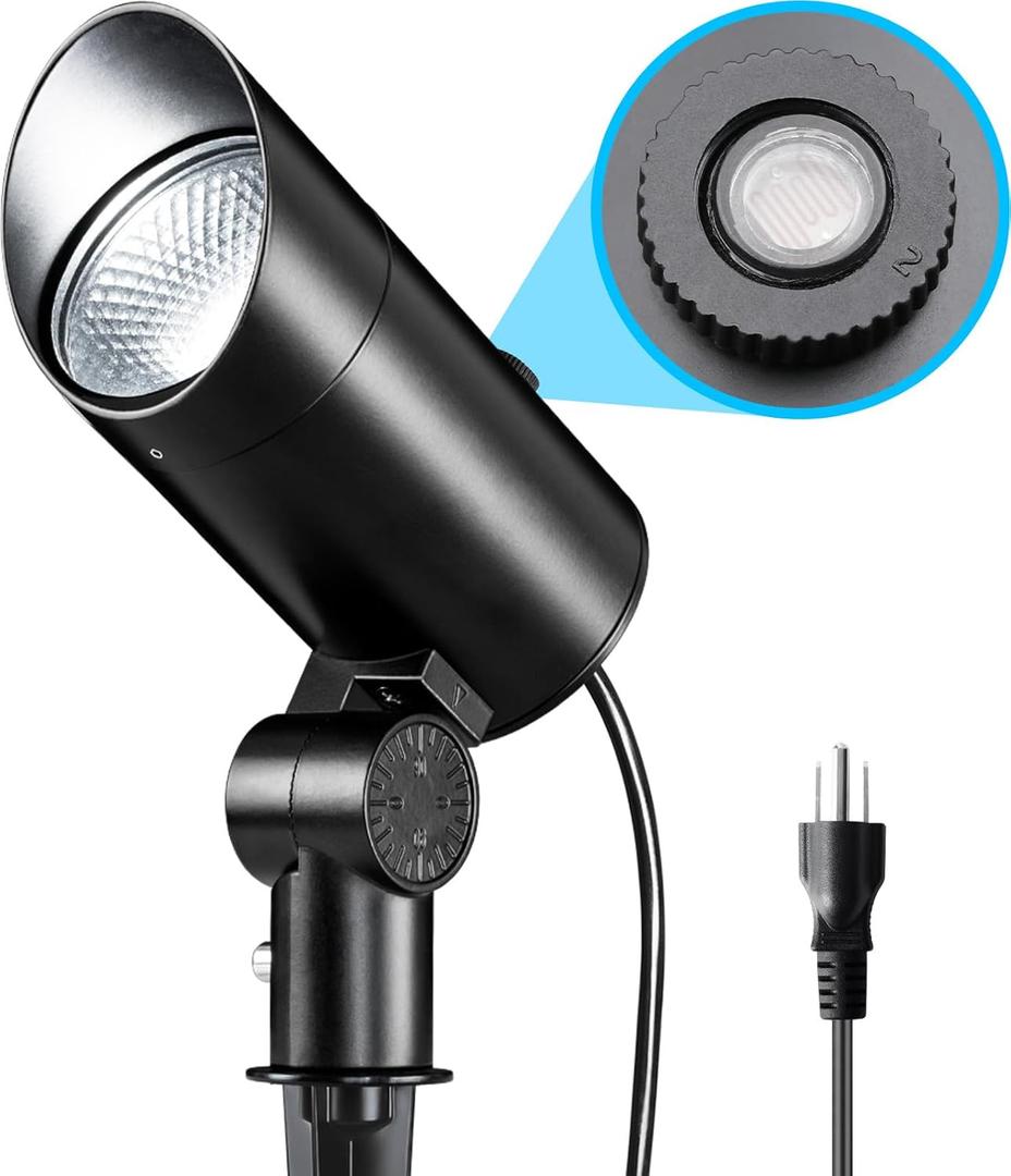 SUNVIE 30W Spot Lights Outdoor 5000K Dusk to Dawn Flag Pole Light 120V Plug in Landscape Spotlight with Photocell Sensor Ultra Bright Bullet LED Spotlight for Yard Garden Tree Statue