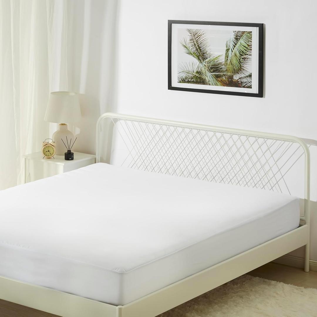 Amazon Basics Waterproof Mattress Protector, Bed Bug and Dust Mite Barrier, King, White