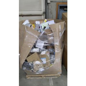 Pallet Of Salvage Items