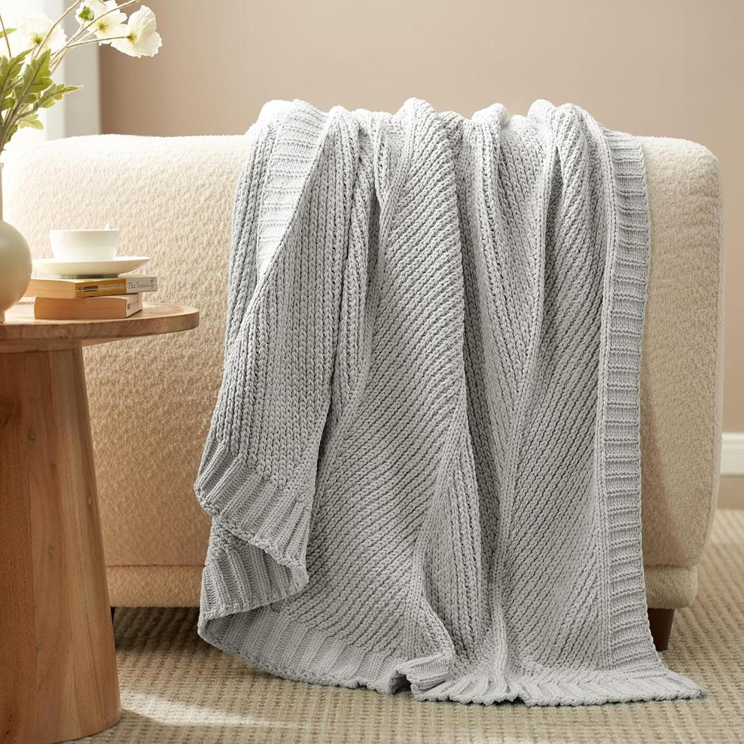 Amlie Home Chenille Knit Throw Blanket for Couch, Chevron Texture Decorative Soft Blanket for Sofa, Bed & Chair, 50"x60", Light Grey