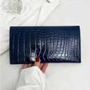 Verdusa Women's Clutch Evening Bags Trendy Envelope Handbags Metallic Purses Formal Wedding