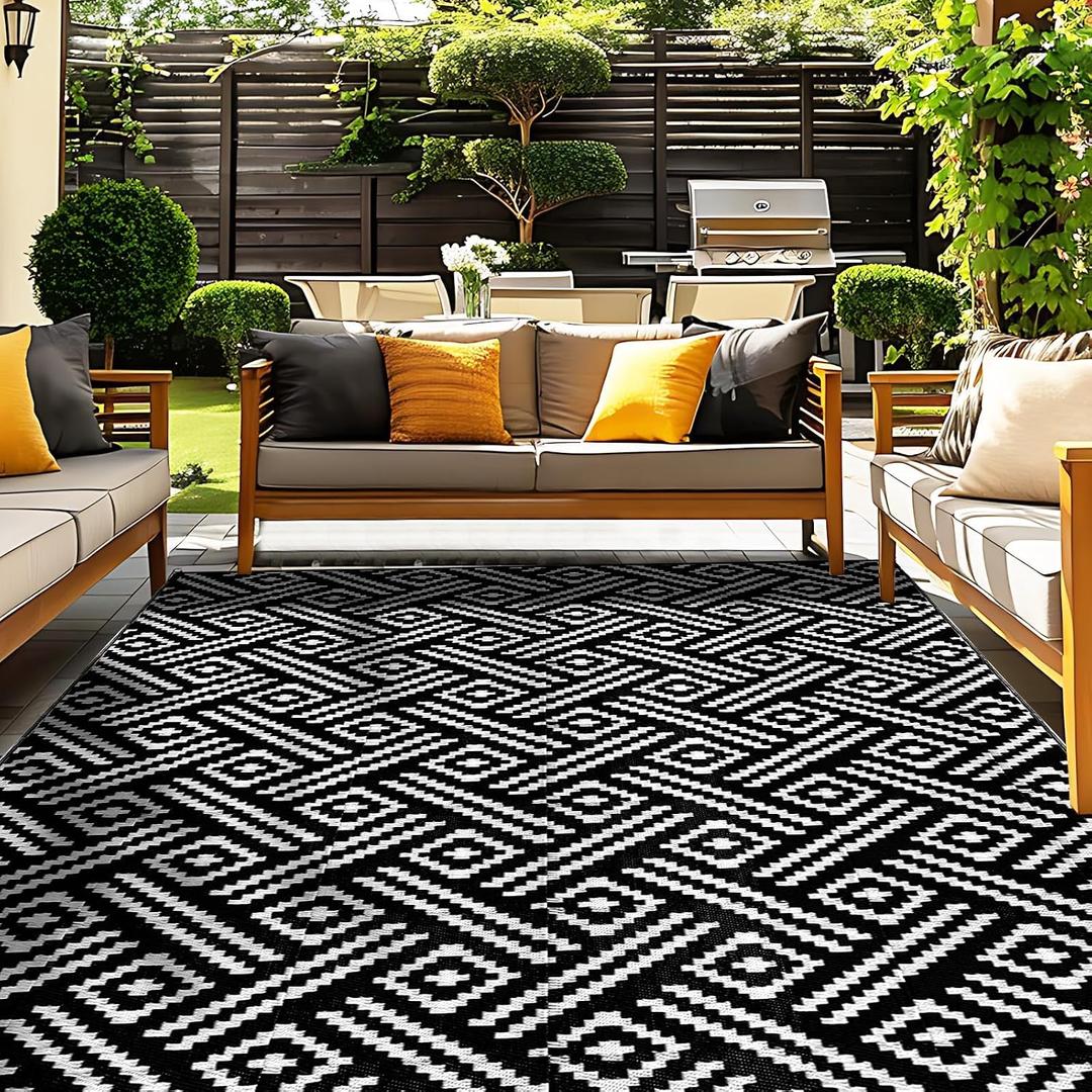 OPPODREAM Outdoor Rug 8x10, Plastic Straw Rug for Patio, White & Black | Reversible Checkered, Waterproof Carpet for Balcony, Porch, Backyard, Deck, Camping, RV