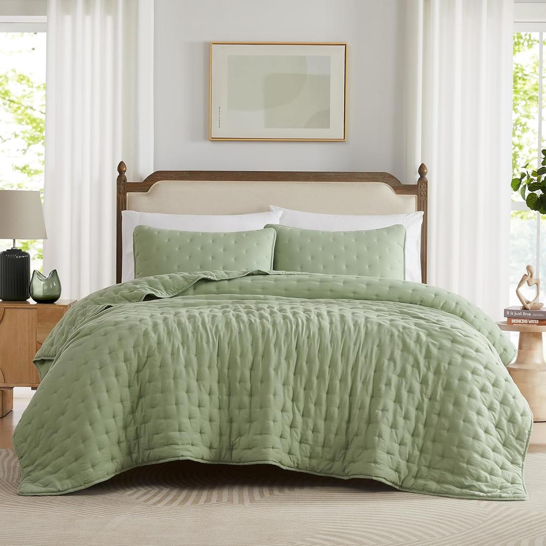 WDCOZY Sage Green Cloud California Cal King Size Quilt Bedding Sets with Pillow Shams, Oversized Seafoam Puffy Cozy Lightweight Bedspread Coverlet, Soft Cute Bed Cover for All Season