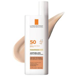 La Roche-Posay Anthelios Sunscreen SPF 40, Ultra-Light Fluid Broad Spectrum SPF 40, Face Sunscreen with Titanium Dioxide Mineral, Lightweight & Fast-Absorbing, Oil-Free, Matte Finish