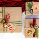 6 x Christmas Gift Tags 140 Packs-Christmas Tags with Twine String to Hang, Kraft Paper Tags 350 GSM & Christmas Tags for Gifts in Christmas Decorations & Name Labels with Holes Brown, Red, White & Green.
