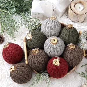 12 Pcs Large 3.15 Inch Farmhouse Christmas Ornaments Burgundy Olive Green Crochet Christmas Balls Modern Handmade Woven Knitted Cotton Brown Baubles for Xmas Tree Rustic Holiday Decor