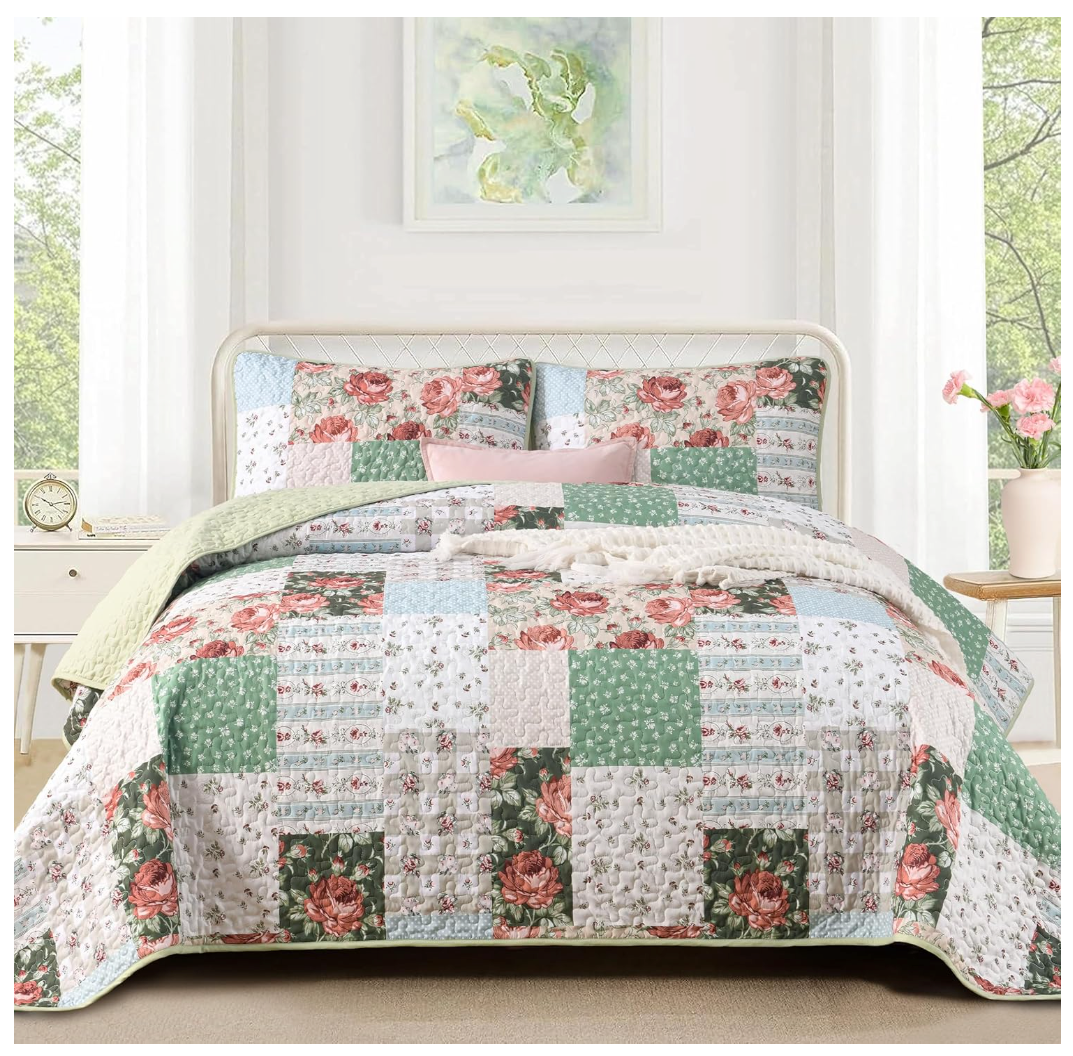Anibedding 3 Pieces Green Patchwork Quilt Set Queen Size, Bohemian Red Flower Green Plaid Bedspread Coverlet Set with Pillowcases, Soft Microfiber Summer Quilt Bed Cover for All Season (96''x90'')